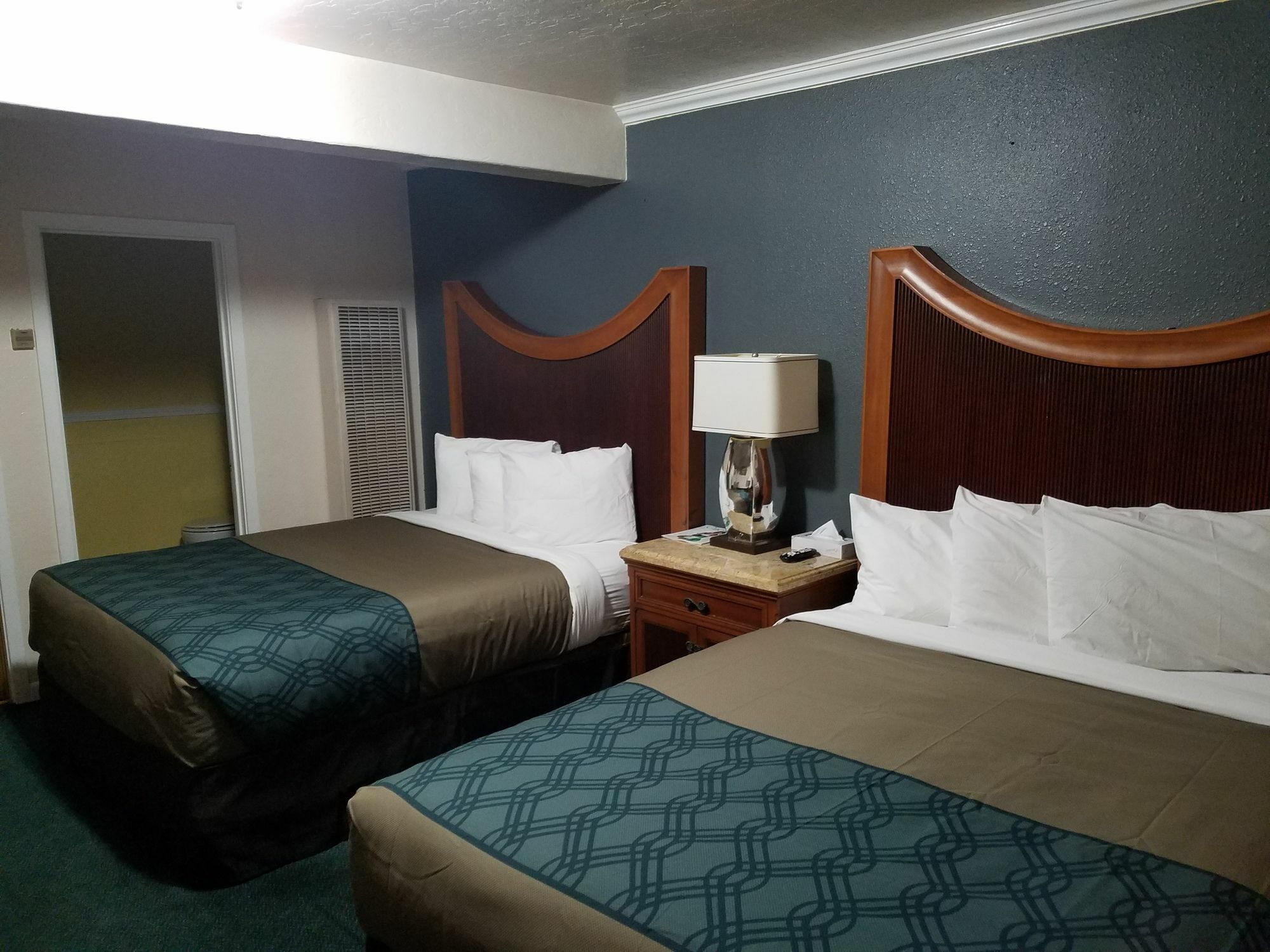 Econo Lodge Inn & Suites Heavenly Village Area South Lake Tahoe Exterior foto